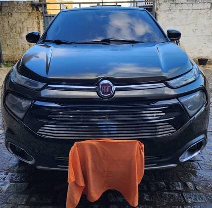 Carro 2.0 16V TURBO DIESEL VOLCANO 4WD AT9
