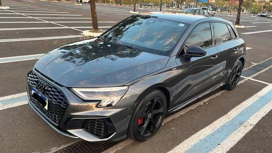 Carro 2.0 40 TFSI GASOLINA SPORTBACK S LINE S-TRONIC