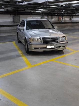 Carro 1.8 CLASSIC PLUS GASOLINA 4P AUTOMÁTICO