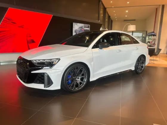 Carro 2.5 TFSI GASOLINA SEDAN TRACK QUATTRO S-TRONIC