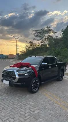 Carro 2.8 D-4D TURBO DIESEL CD SRX 4X4 AUTOMÁTICO