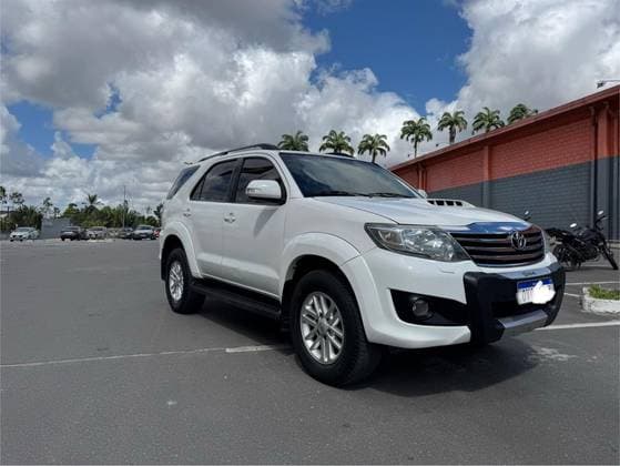 Carro 3.0 SRV 4X4 7 LUGARES 16V TURBO INTERCOOLER DIESEL 4P AUTOMÁTICO
