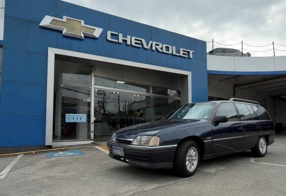 Carro 2.2 MPFI GLS 8V GASOLINA 4P MANUAL