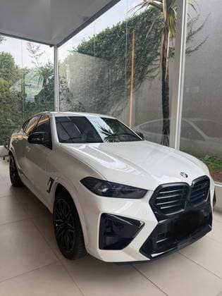 Carro 4.4 V8 BITURBO GASOLINA M COMPETITION AUTOMÁTICO