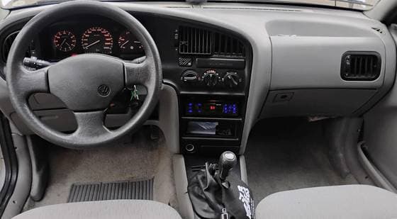 Carro 1.8 GLI 8V ÁLCOOL 2P MANUAL