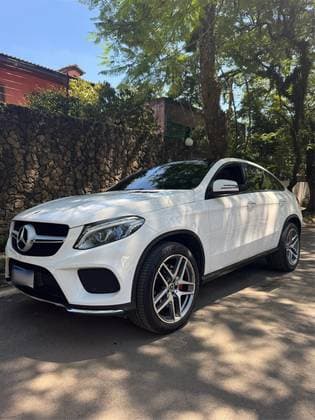 Carro 3.0 V6 GASOLINA HIGHWAY COUPÉ 4MATIC 9G-TRONIC