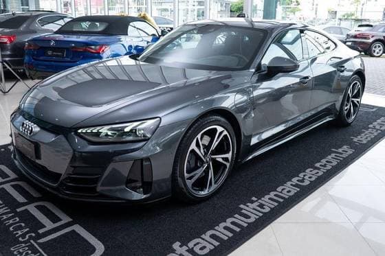 Carro ELÉTRICO SPORTBACK QUATTRO