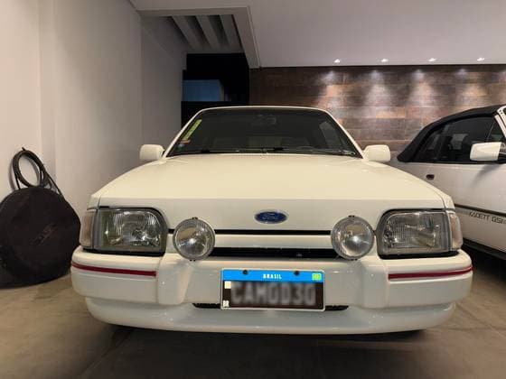 Carro 1.8 XR3 CONVERSÍVEL 8V ÁLCOOL 2P MANUAL