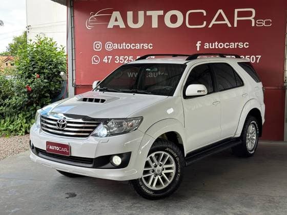 Carro 3.0 SRV 4X4 16V TURBO INTERCOOLER DIESEL 4P AUTOMÁTICO