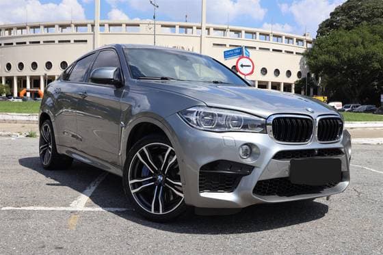 Carro 4.4 M 4X4 COUPÉ V8 32V BI-TURBO GASOLINA 4P AUTOMÁTICO