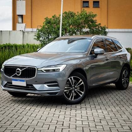 Carro 2.0 T8 HYBRID MOMENTUM AWD GEARTRONIC