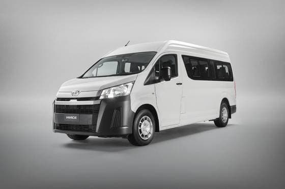 Carro 2.8 D-4D TURBO DIESEL MINIBUS 15+1 DX AUTOMÁTICO