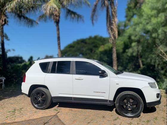 Carro 2.0 SPORT 4X2 16V GASOLINA 4P AUTOMÁTICO