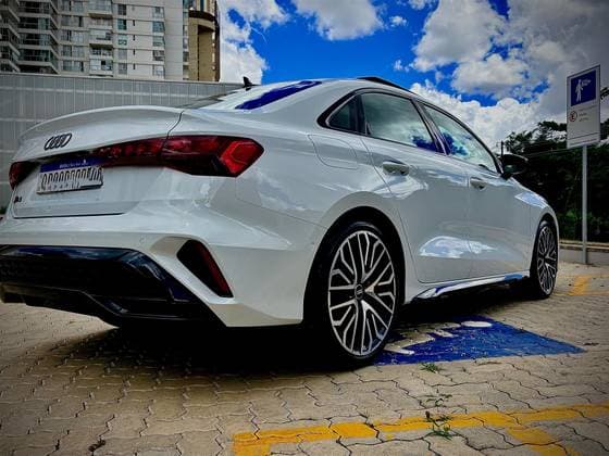 Carro 2.0 40 TFSI GASOLINA SEDAN PERFORMANCE BLACK S-TRONIC
