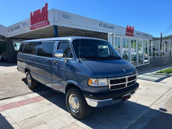 Carro 5.2 MAXI WAGON V8 32V GASOLINA 4P AUTOMÁTICO