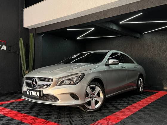 Carro 1.6 CGI GASOLINA 7G-DCT