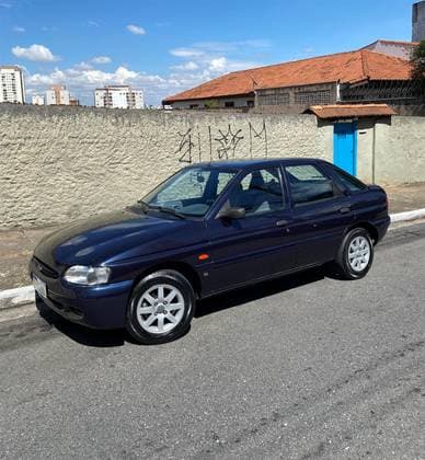 Carro 1.8 I GL 16V GASOLINA 4P MANUAL