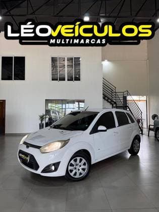 Carro 1.0 ROCAM SE SEDAN 8V FLEX 4P MANUAL