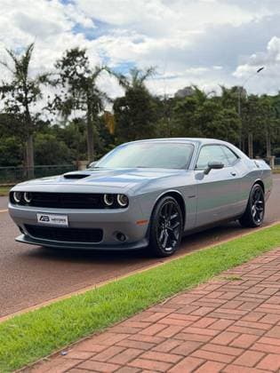 Carro 6.4 V8 HEMI GASOLINA R/T SCAT PACK TORQUEFLITE