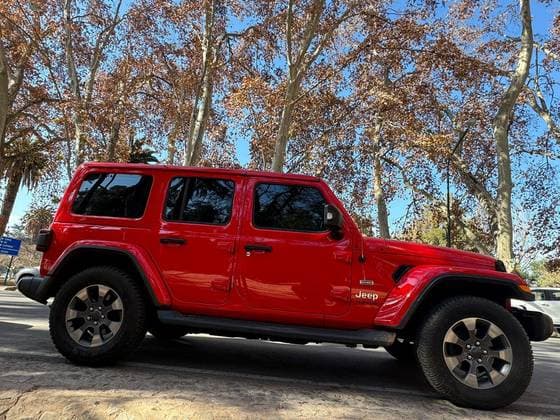 Carro 2.0 TURBO GASOLINA UNLIMITED SAHARA 4P 4X4 AT8