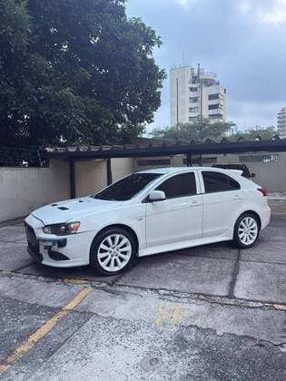 Carro 2.0 SPORTBACK RALLIART 4X4 16V TURBO INTERCOOLER GASOLINA 4P AUTOMATIZADO