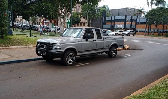 Carro 3.9 SUPER CE 8V DIESEL 2P MANUAL