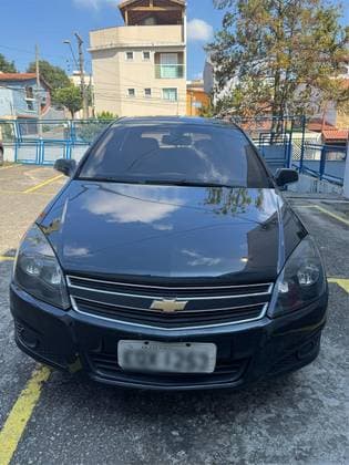 Carro 2.0 MPFI GT HATCH 8V FLEX 4P MANUAL