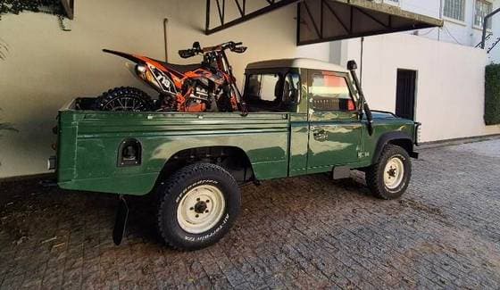 Carro 2.5 HCPU 110 4X4 TURBO DIESEL 2P MANUAL