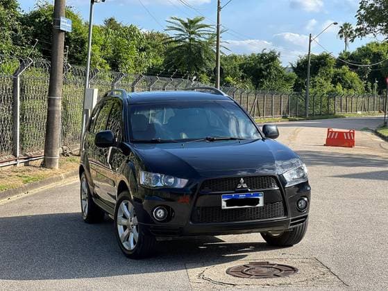 Carro 3.0 4X4 V6 24V GASOLINA 4P AUTOMÁTICO