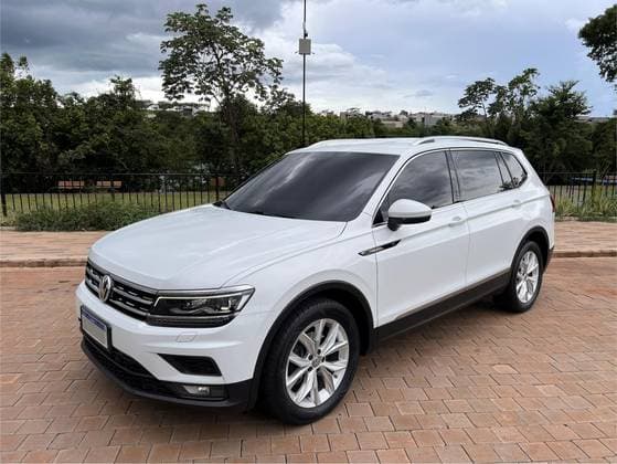 Carro 1.4 250 TSI TOTAL FLEX ALLSPACE COMFORTLINE TIPTRONIC