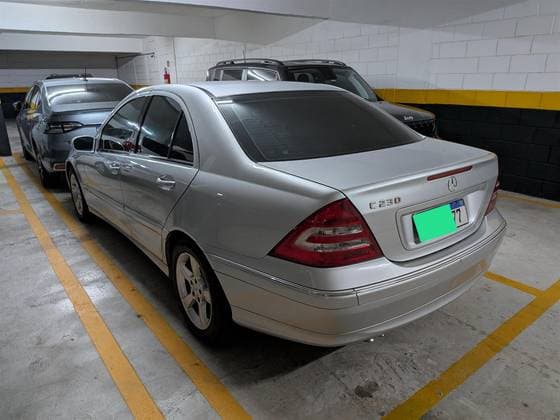 Carro 2.5 AVANTGARDE V6 24V GASOLINA 4P AUTOMÁTICO