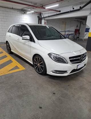 Carro 1.6 SPORT TURBO GASOLINA 4P AUTOMÁTICO