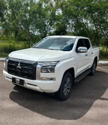 Carro 2.4 BITURBO DIESEL CD HPE-S 4X4 AUTOMÁTICO