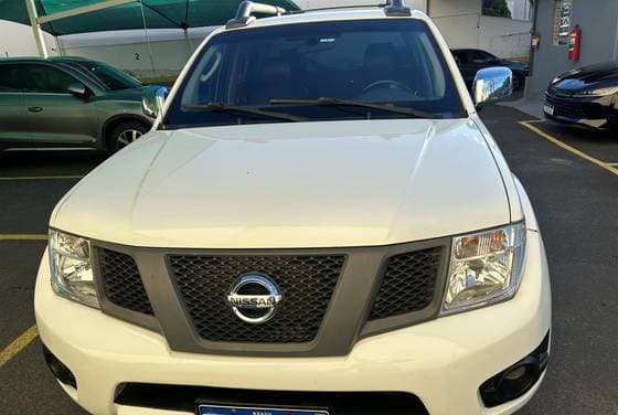 Carro 2.5 SL 4X4 CD TURBO ELETRONIC DIESEL 4P AUTOMÁTICO