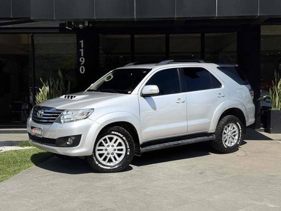 Carro 3.0 SRV 4X4 16V TURBO INTERCOOLER DIESEL 4P AUTOMÁTICO