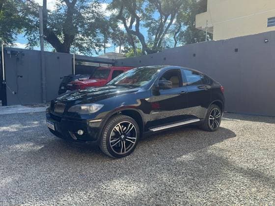 Carro 4.4 50I 4X4 COUPÉ 8 CILINDROS 32V BI-TURBO GASOLINA 4P AUTOMÁTICO
