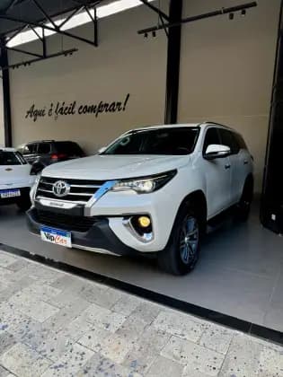 Carro 2.8 SRX 4X4 7 LUGARES 16V TURBO INTERCOOLER DIESEL 4P AUTOMÁTICO