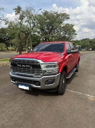 Carro 6.7 I6 TURBO DIESEL LARAMIE CD 4X4 AUTOMÁTICO