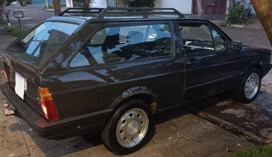Carro 1.8 GL 8V GASOLINA 2P MANUAL