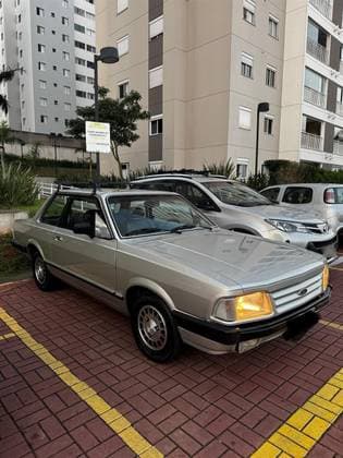 Carro 1.6 L 8V ÁLCOOL 2P MANUAL
