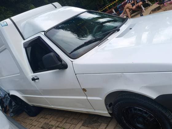 Carro 1.3 MPI FURGÃO 8V FLEX 2P MANUAL