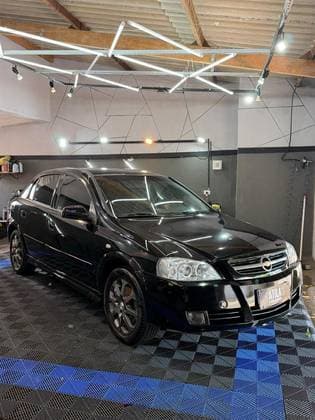 Carro 2.0 MPFI ADVANTAGE 8V FLEX 4P MANUAL
