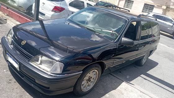Carro 2.0 MPFI GLS 8V GASOLINA 4P MANUAL