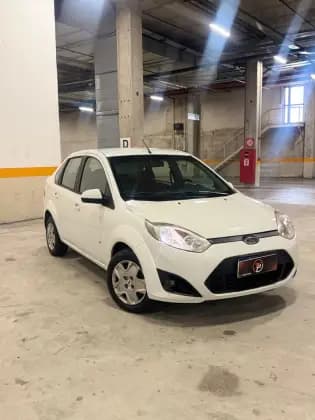 Carro 1.0 ROCAM SEDAN 8V FLEX 4P MANUAL