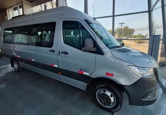 Carro 2.0 CDI DIESEL VAN 517 TA EXTRA LONGO 21L MANUAL