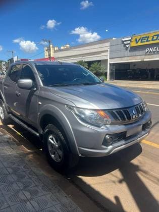 Carro 2.4 16V TURBO DIESEL SPORT GLS CD 4P 4X4 AUTOMÁTICO