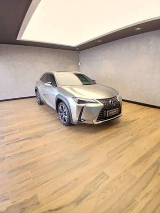 Carro 2.0 VVT-I HYBRID CVT