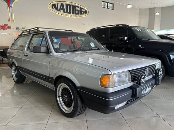Carro 1.8 GL 8V GASOLINA 2P MANUAL