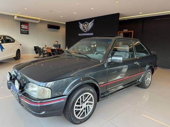 Carro 1.8 XR3 8V GASOLINA 2P MANUAL