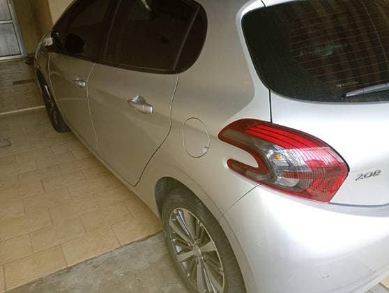 Carro 1.6 GRIFFE 16V FLEX 4P AUTOMÁTICO